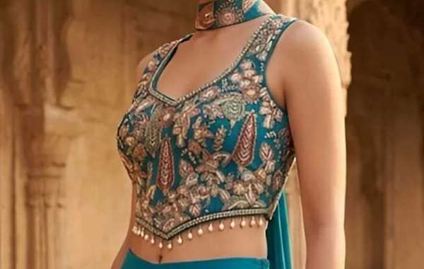 Elegant Suit Sets for Women Perfect for Festive Celebrations