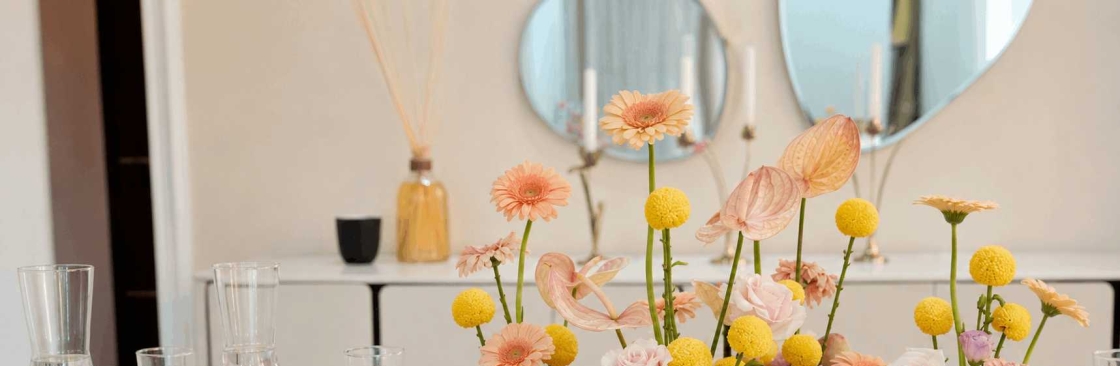 Amicis Flowers Dubai Cover Image