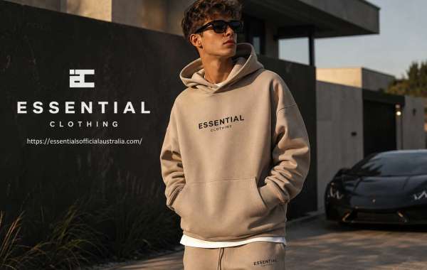 The Best Ways to Wear an Essentials Hoodie Across Australia