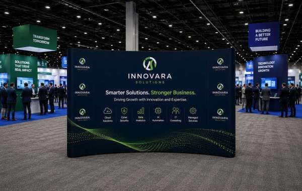 Why Curved Exhibition Display Stands in Dubai Improve Booth Visibility
