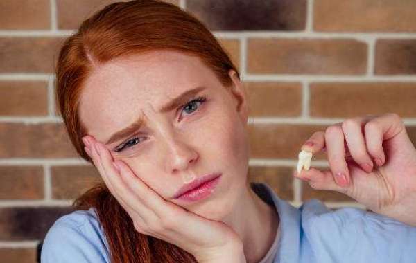 Wisdom Tooth Extraction: What to Expect Afterward