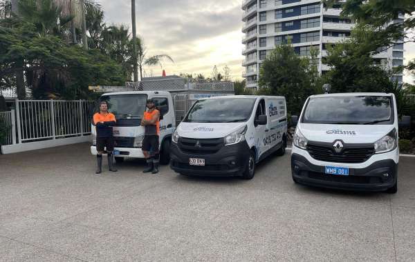 Pressure Cleaning in Hope Island: A Complete Guide to Maintaining Your Property
