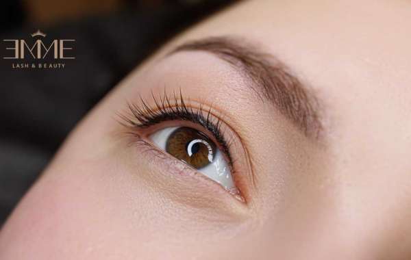 Why Your Lash Artist Matters for Lash Extensions Results