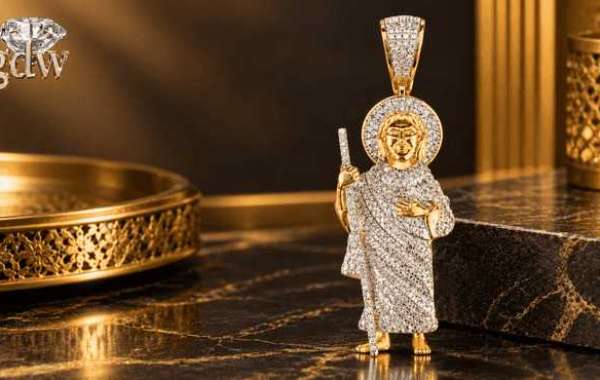 Buy Diamond Pendant for Men in Texas USA–Globalwatches10