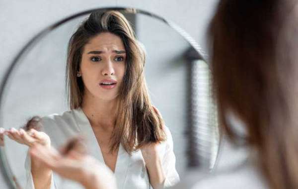 Female Hair Transplant in Dubai for Women With Hair Parting Changes